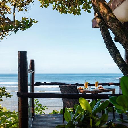 Savasi Island Resort Савусаву Екстериор снимка