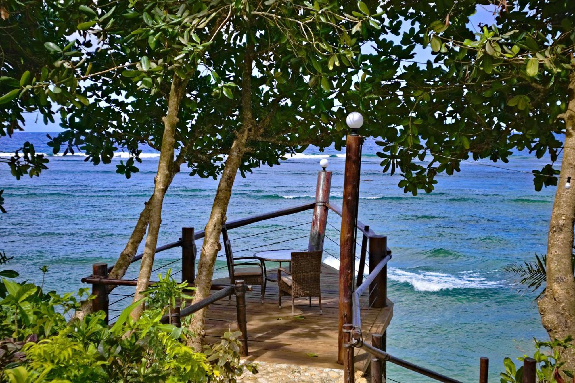 Savasi Island Resort Савусаву Екстериор снимка