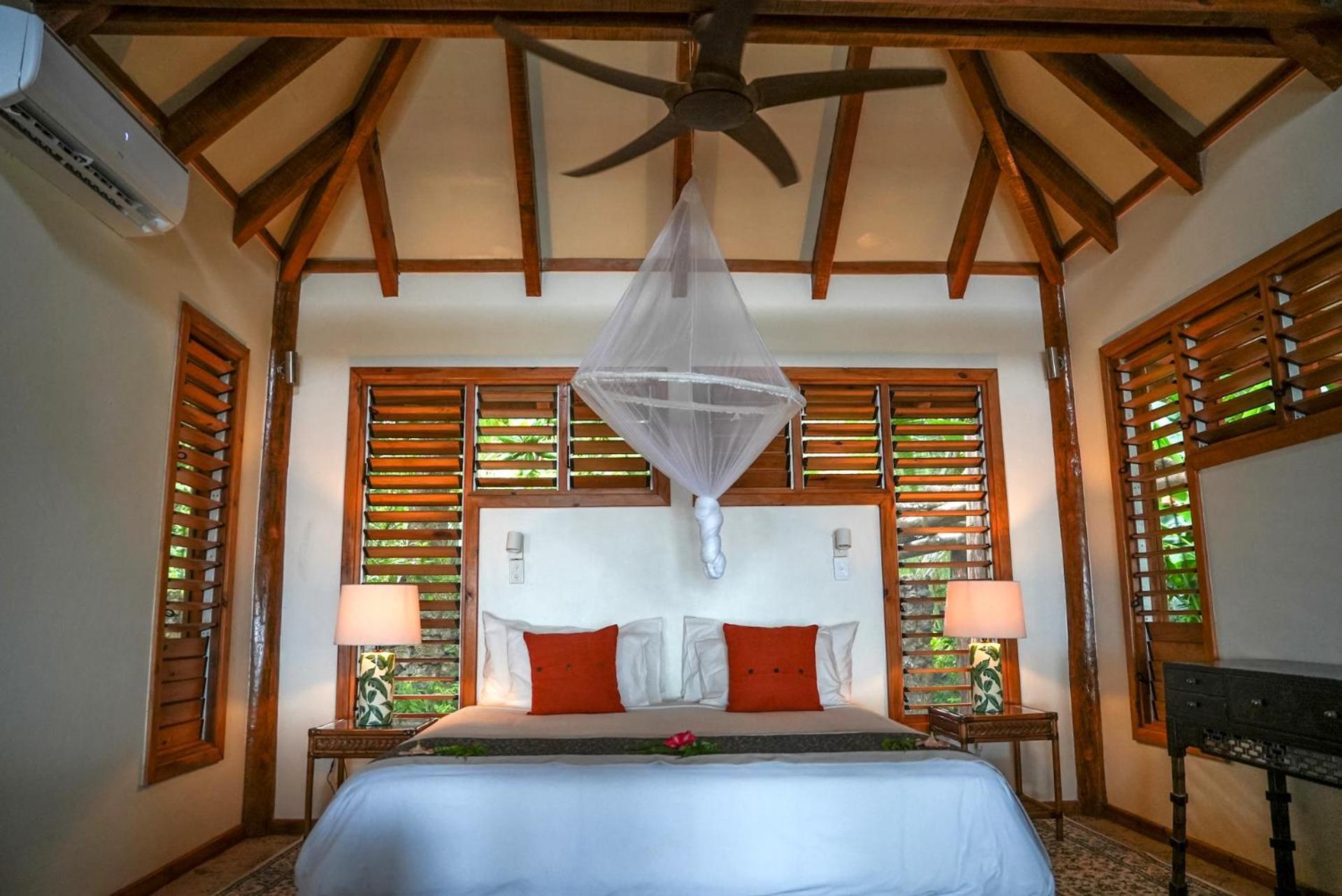 Savasi Island Resort Савусаву Екстериор снимка