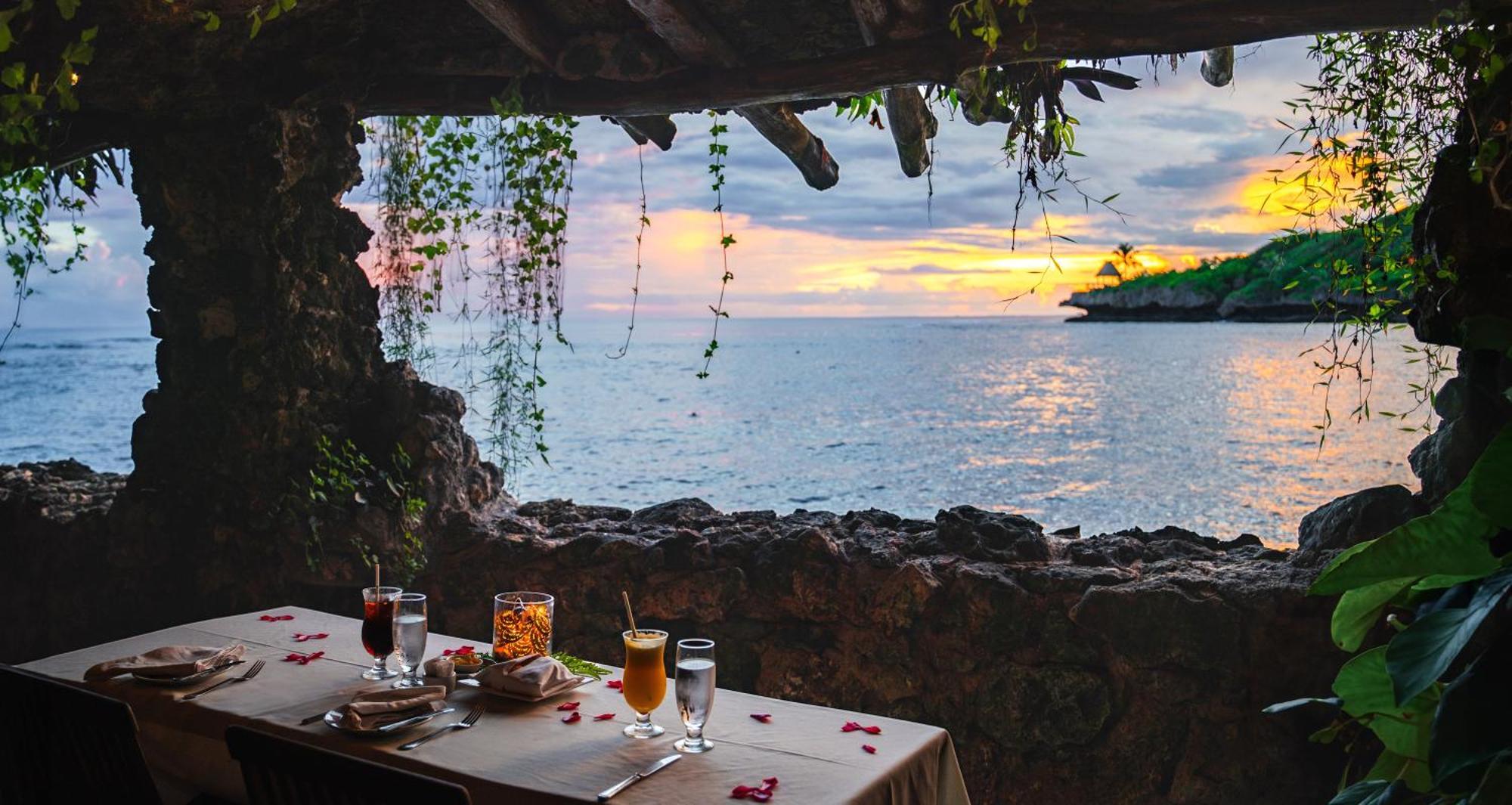 Savasi Island Resort Савусаву Екстериор снимка